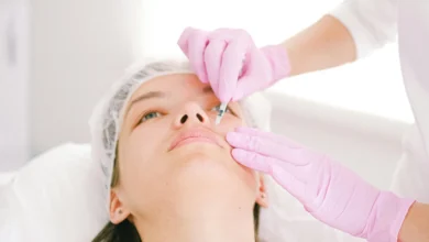 هوس التجميل فى العشرينات ...لماذا العجلة؟