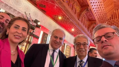 السيد عمرو موسى خلال مشاركته في قمة فاس للكرامة الإنسانية بالمملكة المغربية 2026
